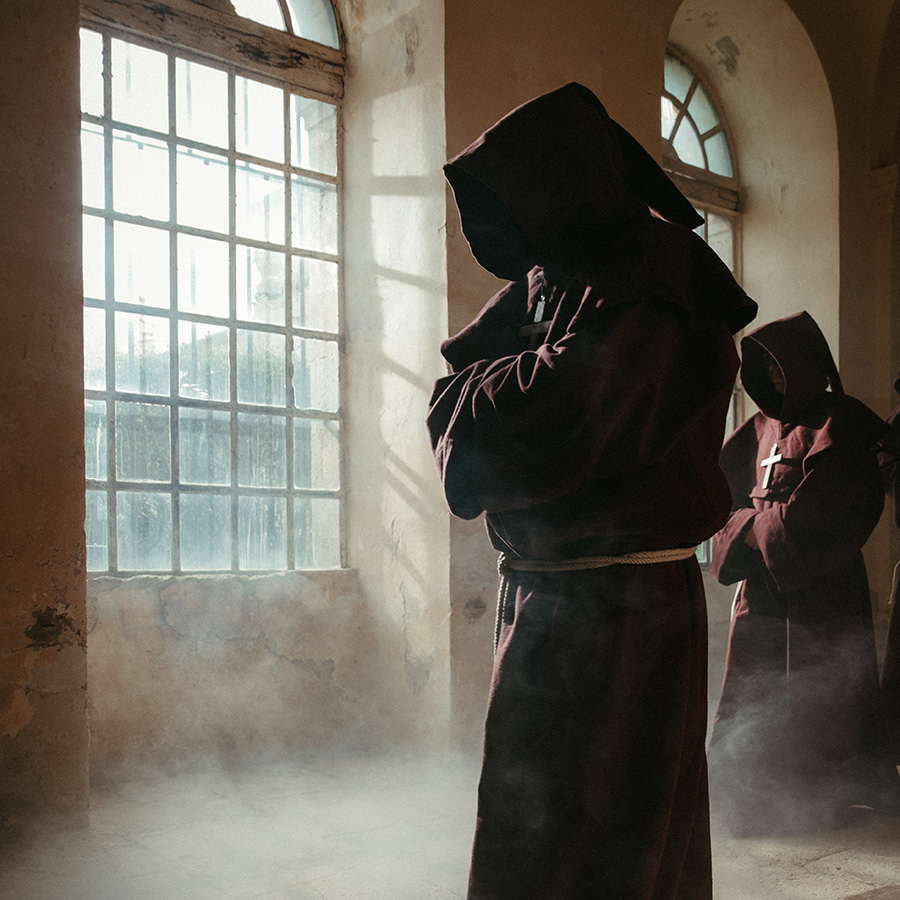 Mémento un spectacle immersif chaque mardi soir au Château-Abbaye de Cassan